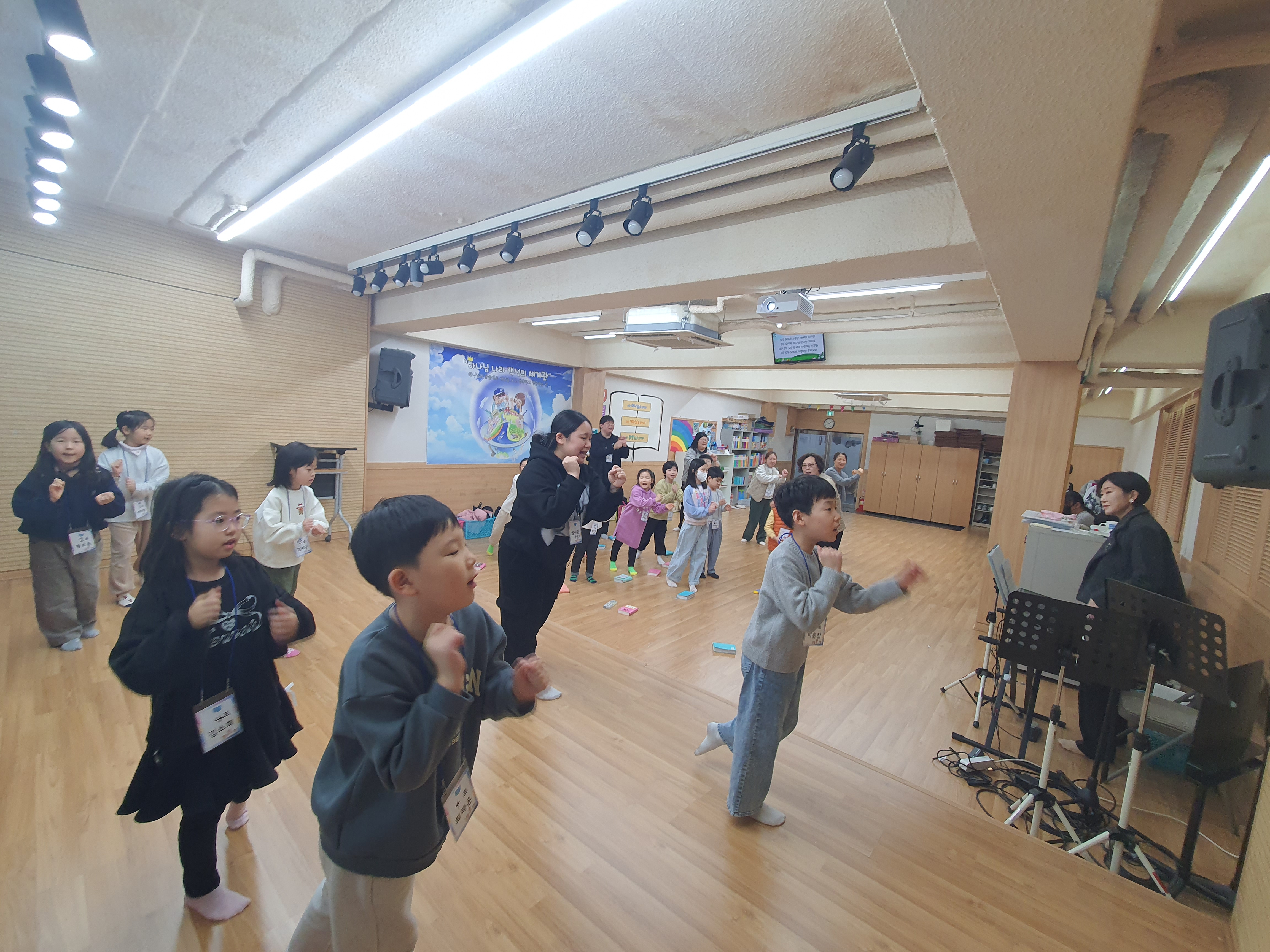 오티 및 개회예배 (8).jpg